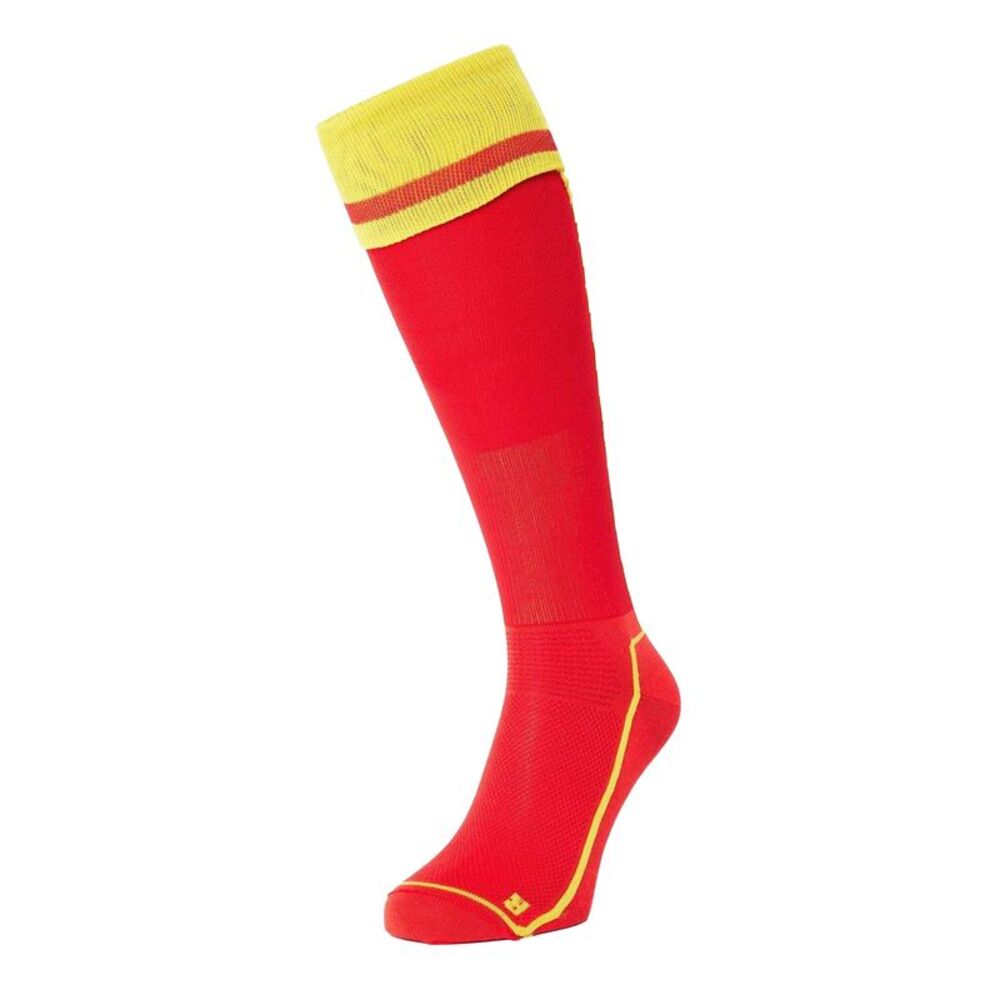 Puma Childrens/Kids II Striped Football Knee High Socks / Red